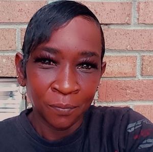 Meet your Posher, Malinda